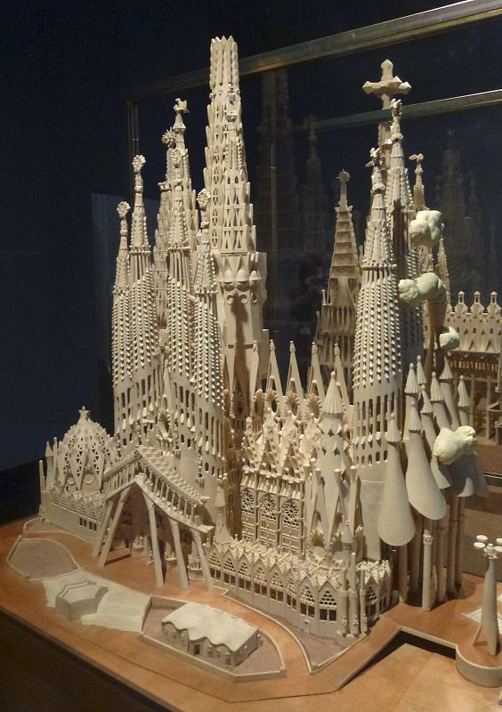 EL VATICANO ACOGE UNA EXPOSICIÓN SOBRE GAUDÍ