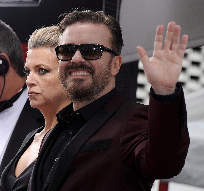 El polémico humorista británico Ricky Gervais repite por tercer año seguido como maestro de ceremonias.