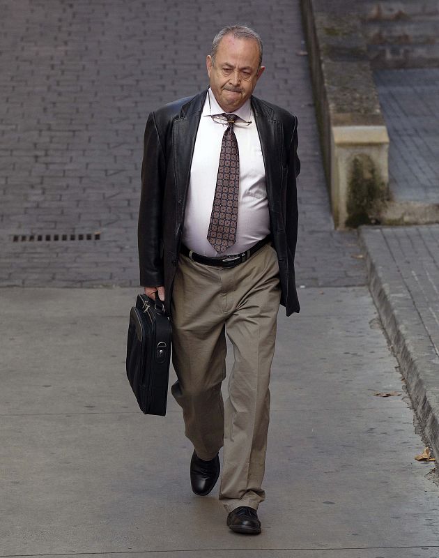 Judge Jose Castro arrives to question Inaki Urdangarin, son-in-law of Spain's King Juan Carlos, over corruption allegations at a court in Palma de Mallorca