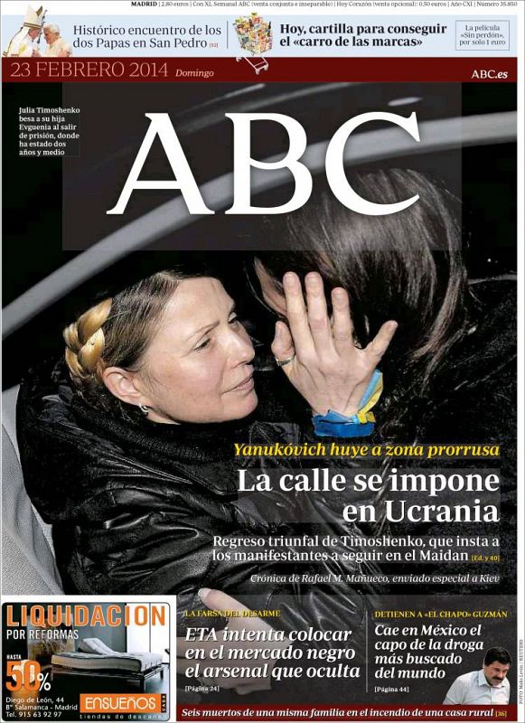 "La calle se impone en Ucrania", titula 'ABC', que asegura que Yanukóvich huye a la zona prorrusa