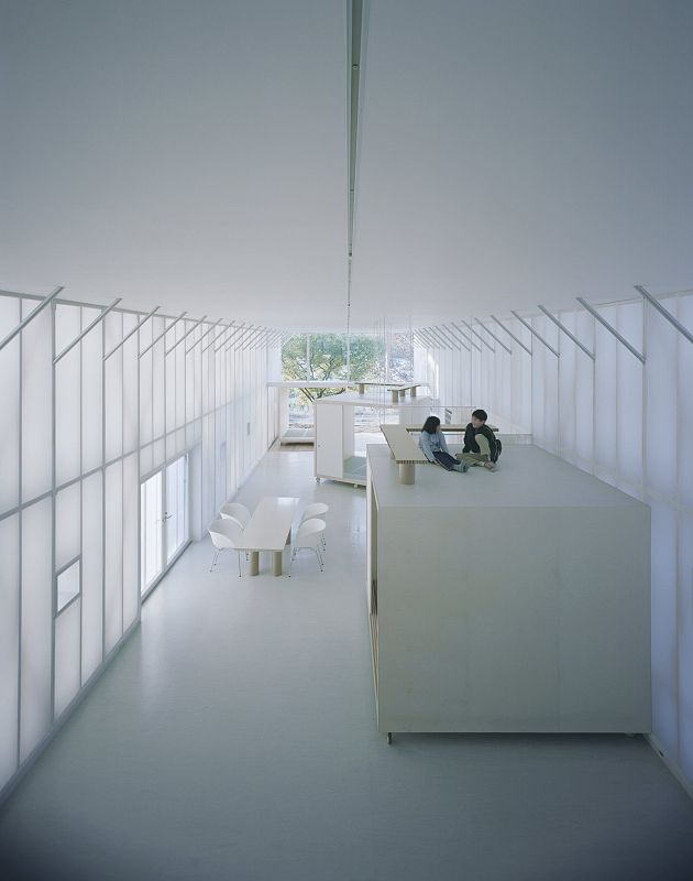 Fotografía facilitada por la Fundación Hyatt del interior de "Naked House", construida en el año 2000 en la localidad japonesa de Kawagoe, una de las casas más representativas de la obra del japonés.