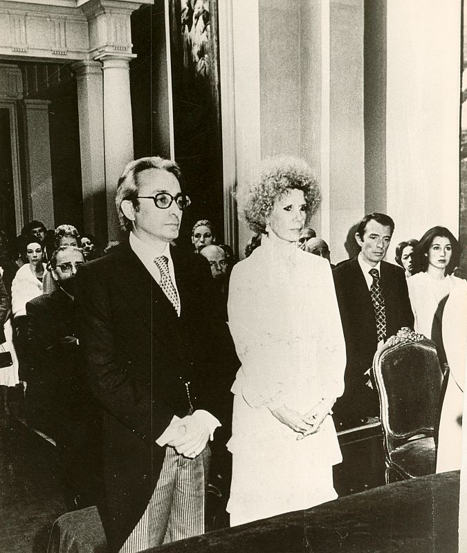 Boda de Cayetana y su segundo marido, Jesús Aguirre, en 1978