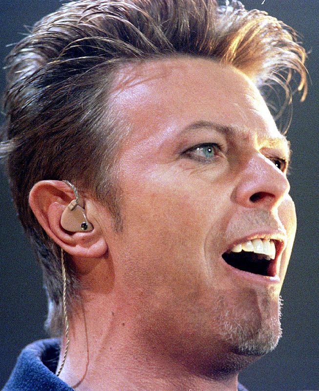 Bowie muere de cáncer a los 69 años