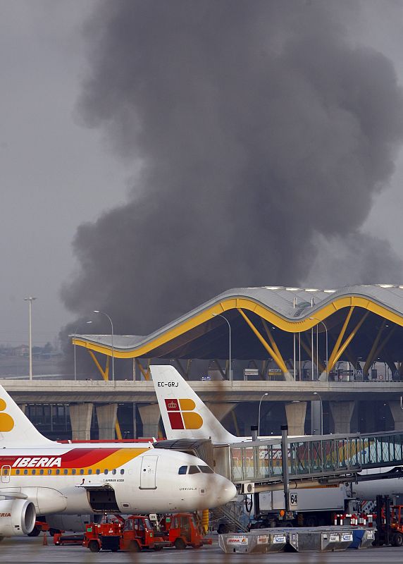 Atentado en la T-4 de Barajas