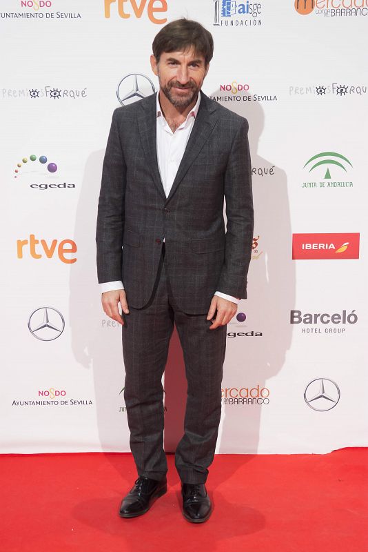 El actor Antonio de la Torre posa a su llegada a la gala de entrega de la XXII edición de los Premios  Forqué
