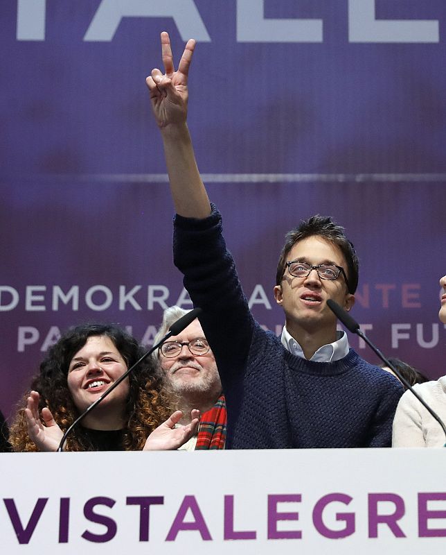 Errejón se dirige a los asistentes