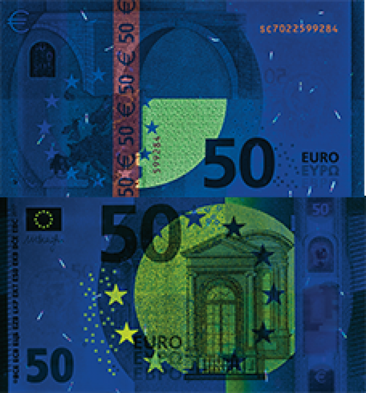 Imagen del nuevo billete de 50 euros visto bajo luz ultravioleta.