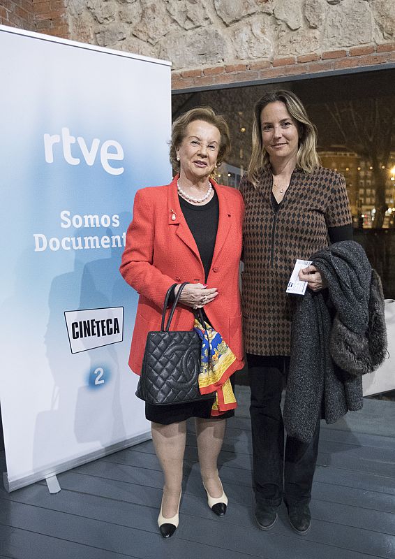 Marcelle Parmentier y Odile Rodríguez de la Fuente, esposa e hija de Félix Rodríguez de la Fuente