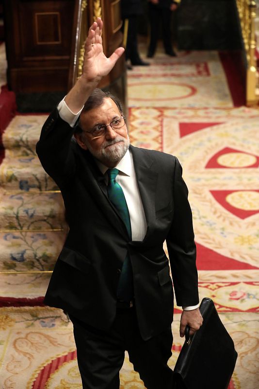 Salida de Mariano Rajoy del Congreso de los Diputados
