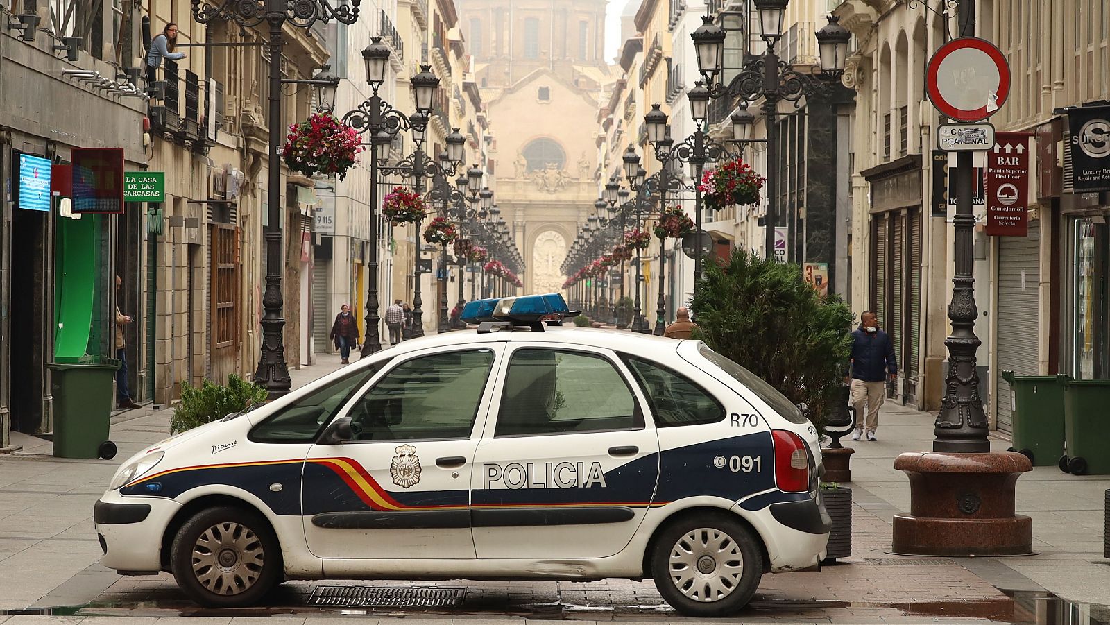 Foto de archivo de un coche de la policía local en Zaragoza