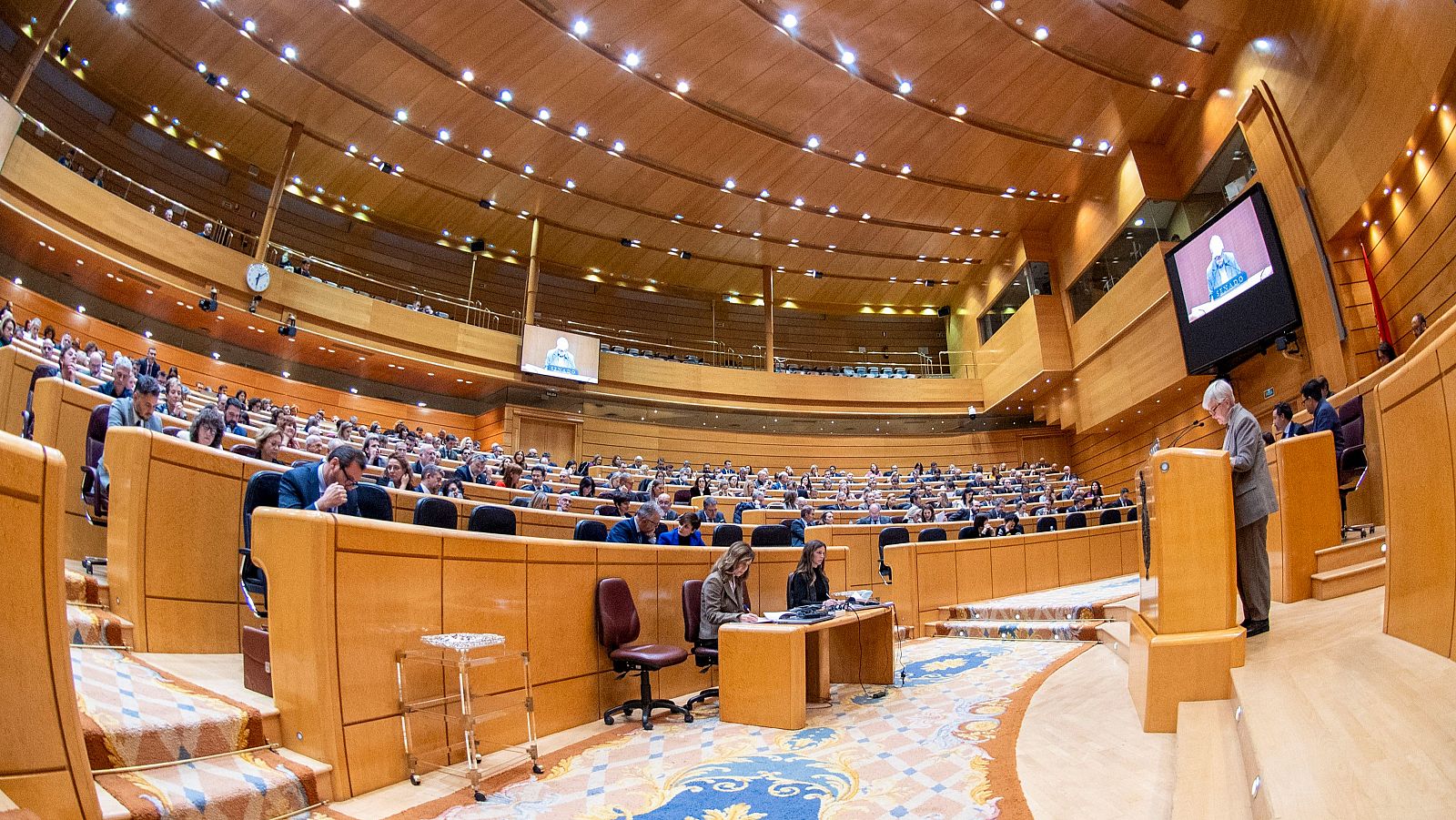 Fotografía general del pleno del Congreso, reunido excepcionalmente en el Senado