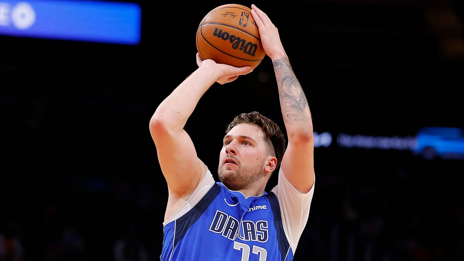 Doncic firma la cuarta mejor anotación de la historia de la NBA