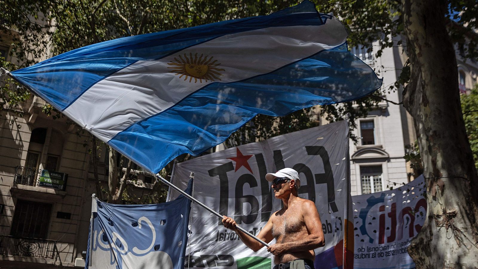El FMI augura un camino "desafiante" hacia la estabilización fiscal en Argentina