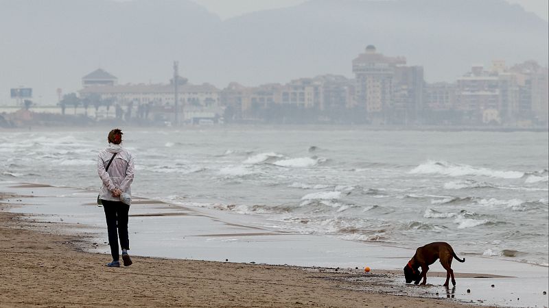 Llega este jueves Karlotta, una nueva borrasca que dejará lluvia y fuerte viento en toda España