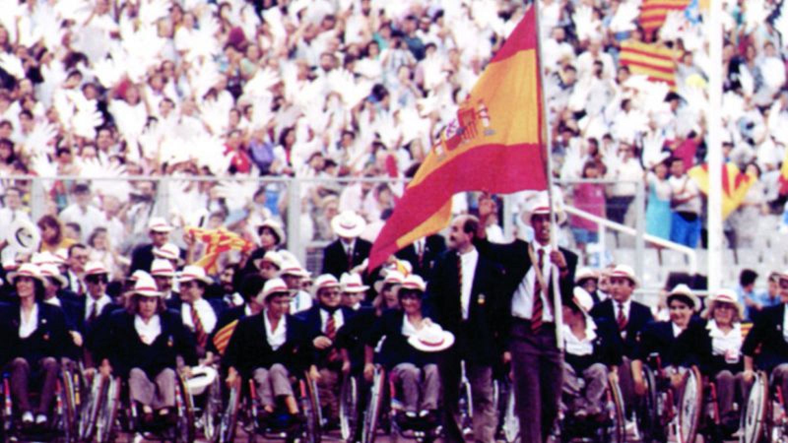 Javier Salmerón, en la ceremonia de inauguración de los Juegos Paralímpicos de Barcelona 92