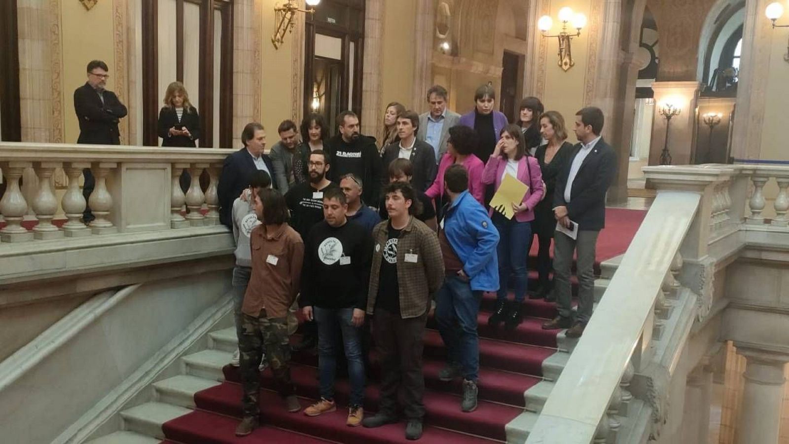 Representants dels pagesos a la sortida de la reunió al Parlament