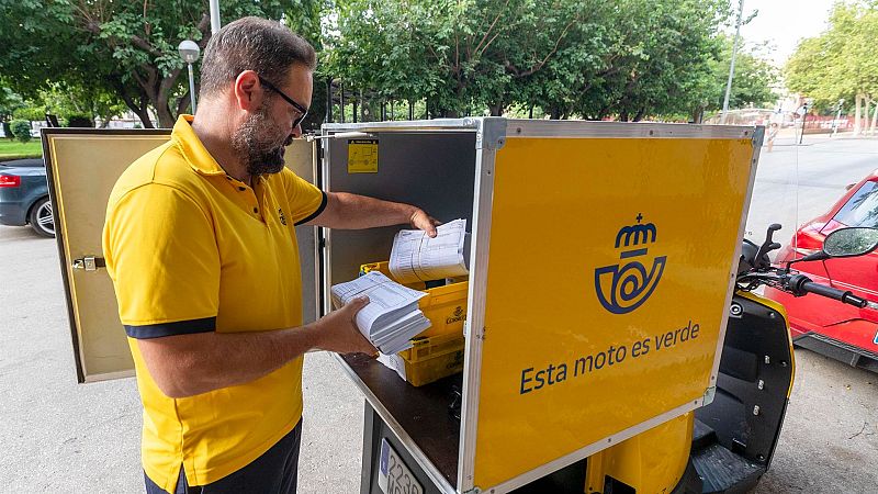 Elecciones Galicia 2024: Correos abrirá en Galicia en los festivos de Carnaval