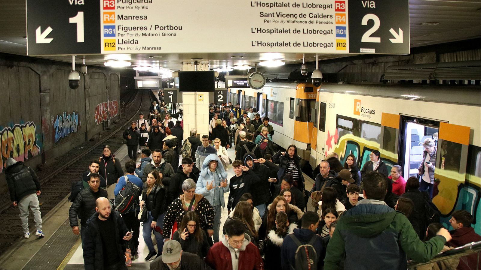 L'andana de l'estació de Rodalies a Plaça Catalunya | ACN