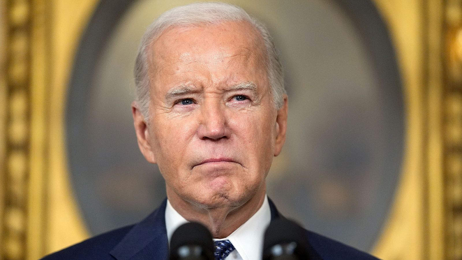 Republicanos urgen al gabinete de Biden a que lo inhabilite como presidente