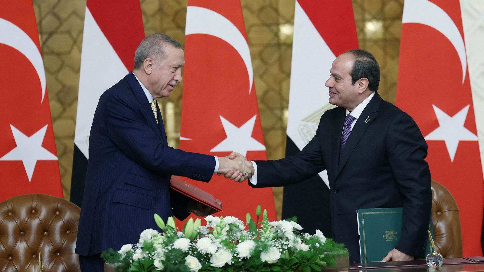 Erdogan se muestra dispuesto a cooperar con Egipto en la reconstrucción de Gaza en su primera visita a El Cairo en 12 años