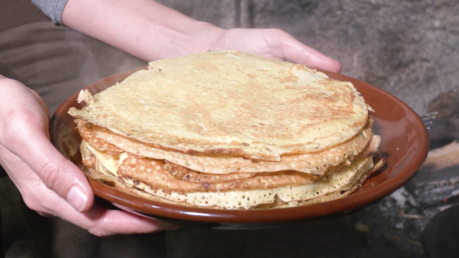 Receta tradicional de filloas gallegas sin leche