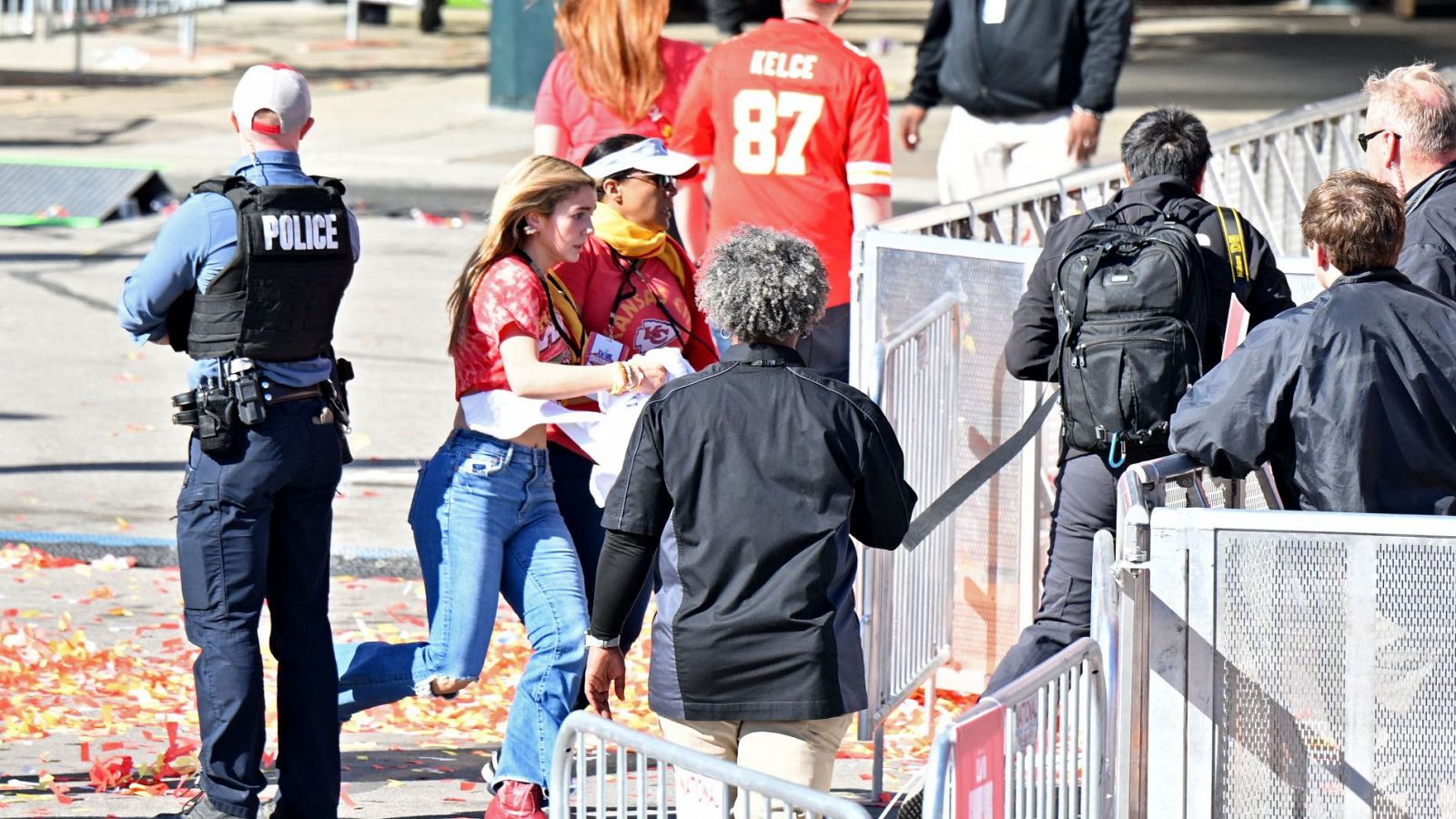 Dos menores imputados por el tiroteo en el desfile de la Super Bowl de Kansas City