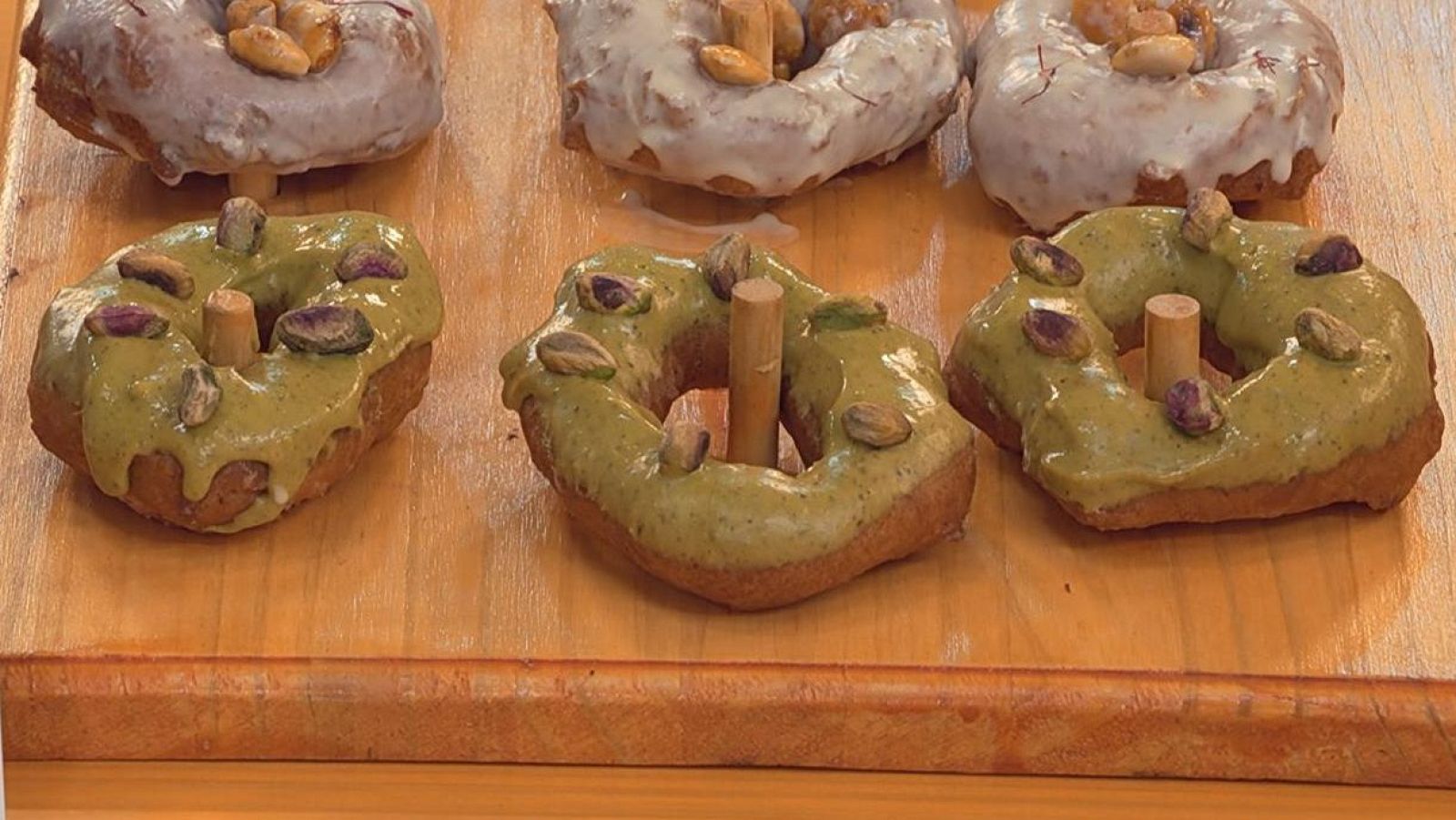 Receta de las ‘rosquillas insumisas’ de pistacho y mandarina en ‘Bake off’