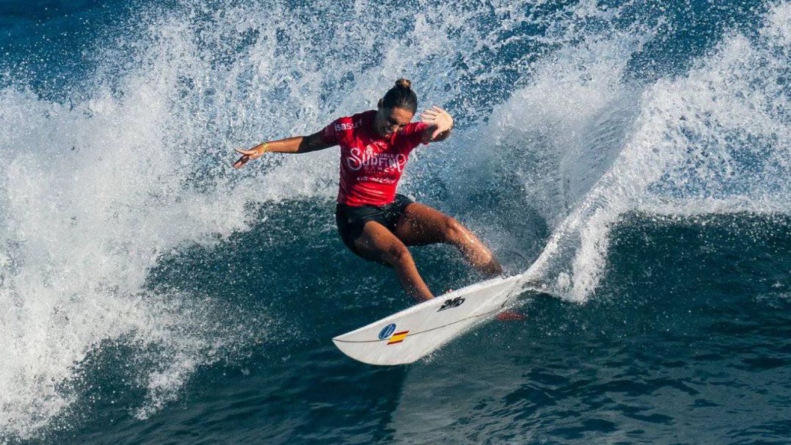 La surfista Nadia Erostarbe se clasifica para los Juegos Olímpicos de París