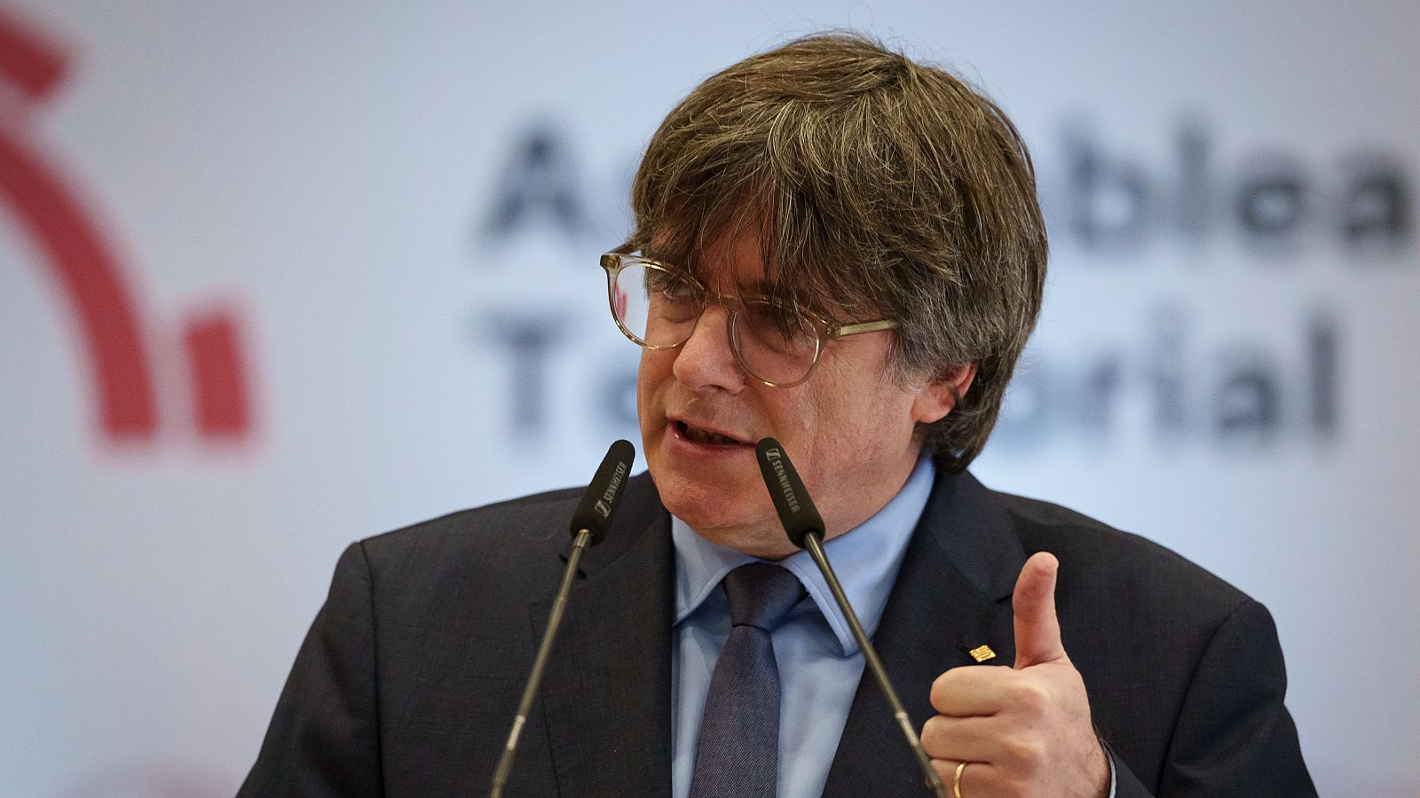 El expresident de la Generalitat Carles Puigdemont durante el acto político del Consejo por la Republica