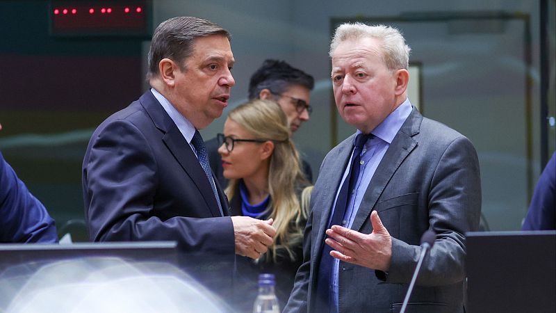 Países de la UE dan luz verde a medidas para suavizar exigencias medioambientales de PAC