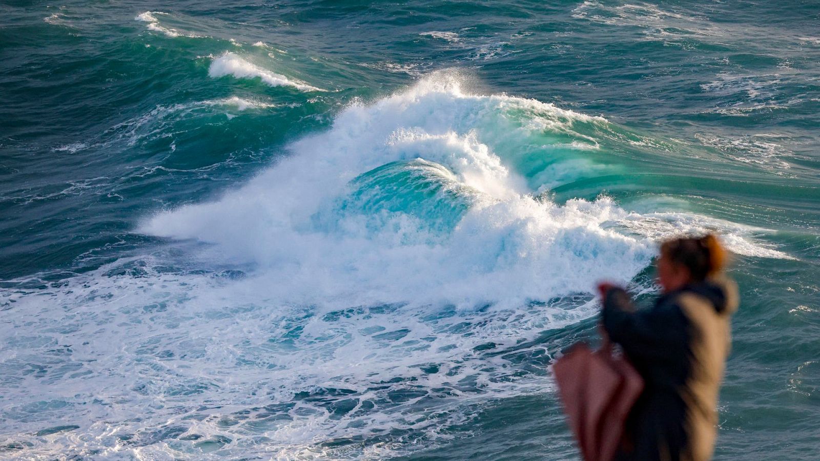 Oleaje en la costa de Finisterre, A Coruña