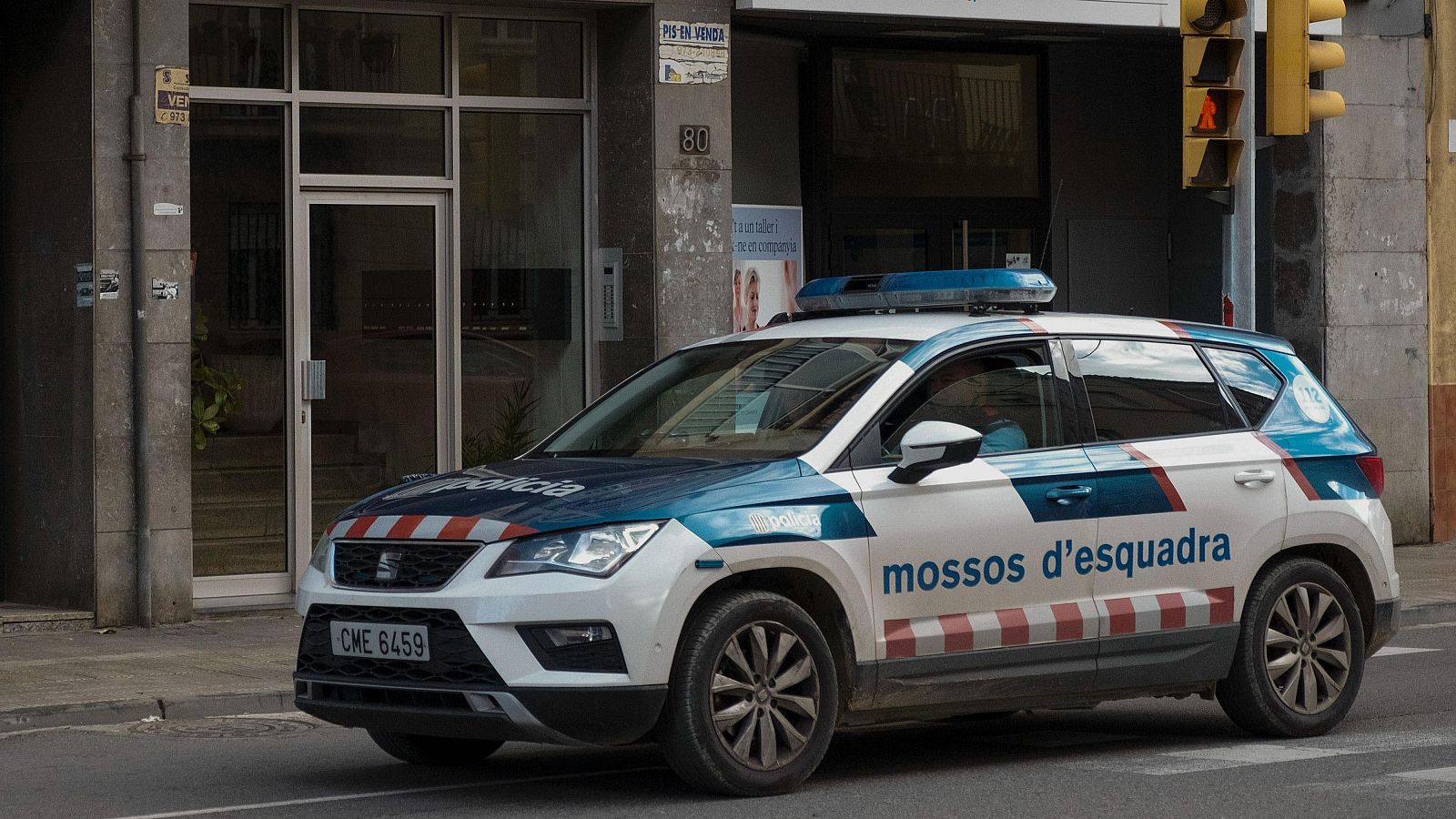 Agentes de los Mossos d’Esquadra en una calle de Lleida en una imagen de archivo