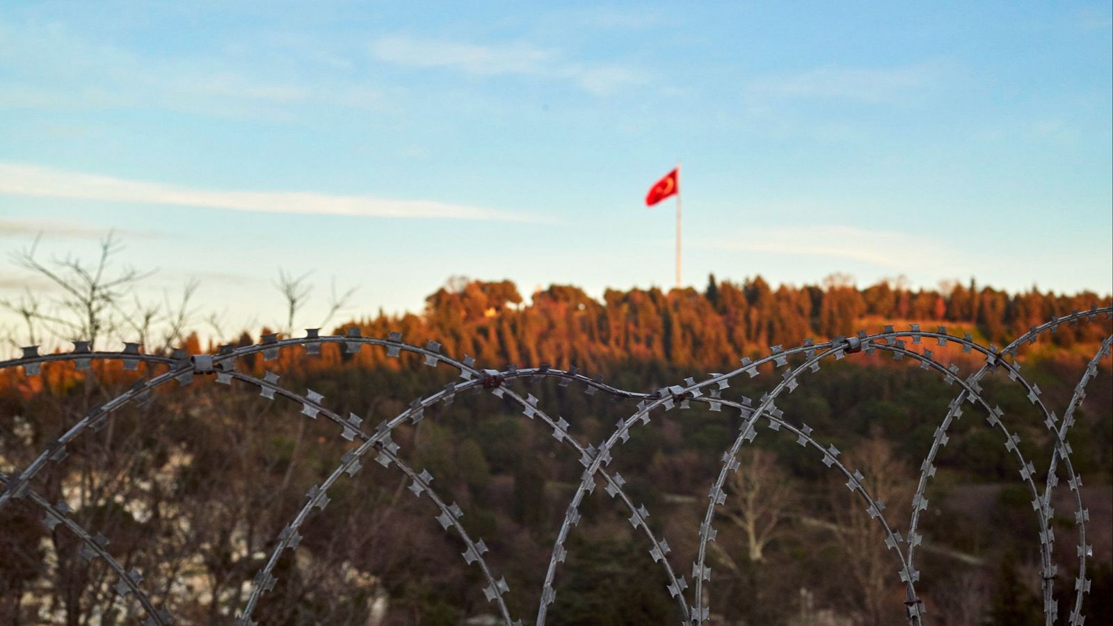 Meryem, primera europea que sufre una devolución en caliente