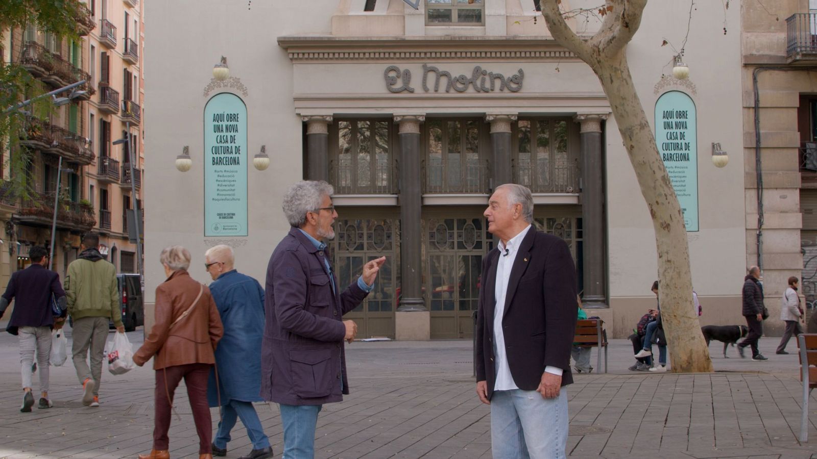 Un moment del rodatge amb David Fernández, al Paral·lel de Barcelona