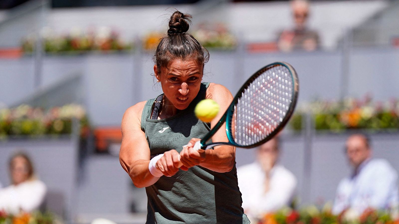 Sara Sorribes cae ante Iwa Swiatek en el Madrid Open 2024.