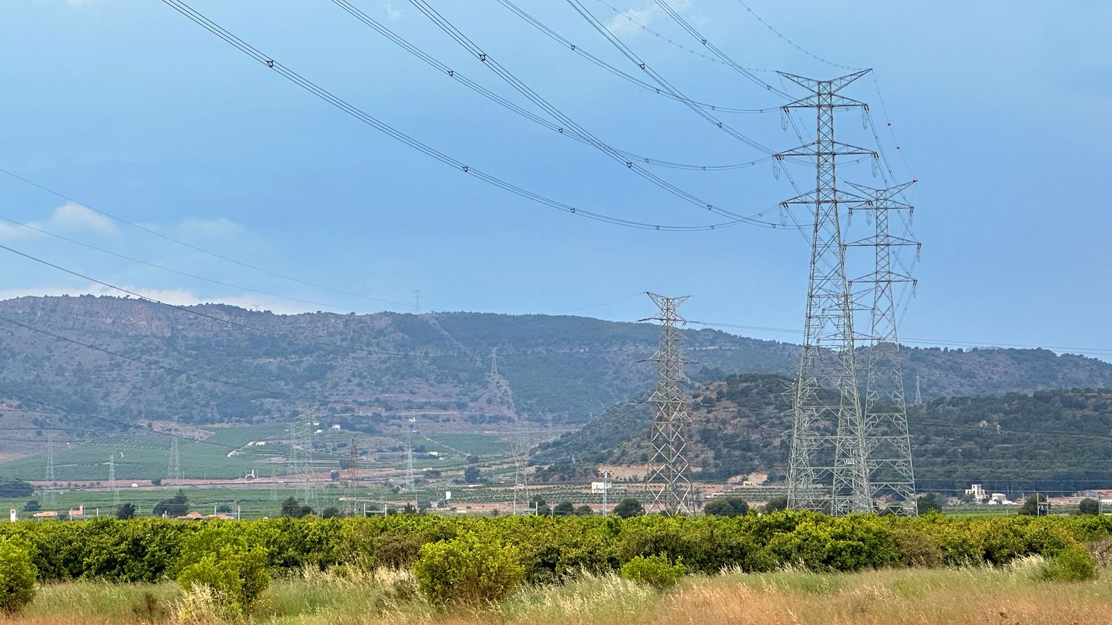 Torres de alta tensión