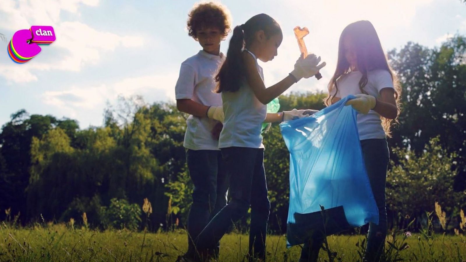 Imagen de la campaña a favor del reciclaje en Clan