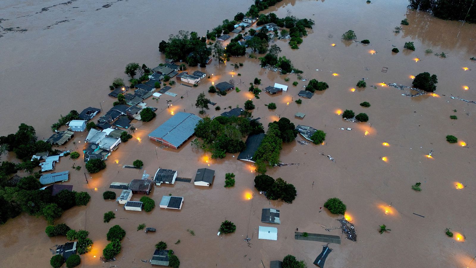 Las fuertes lluvias en el sur de Brasil dejan al menos 29 muertos