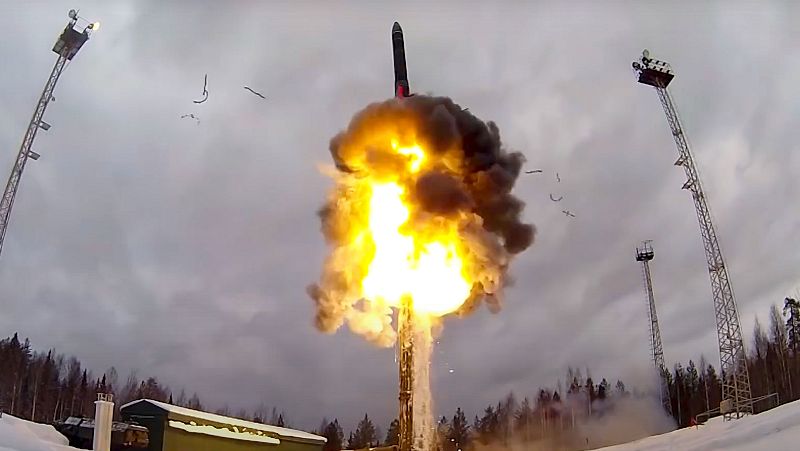 Rusia anuncia maniobras para desplegar armas nucleares tácticas ante las "amenazas" de Occidente