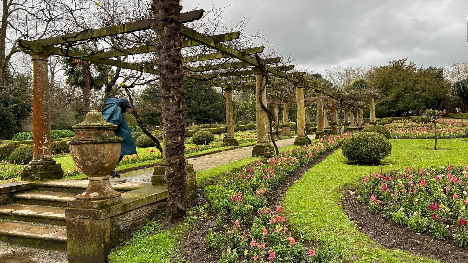 El Parque de Ferrera, de jardín noble a espacio público en el centro de Avilés