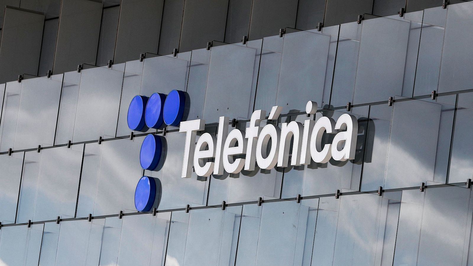 La SEPI alcanza el 8,53% en el capital de Telefónica tras invertir 1.941 millones de euros