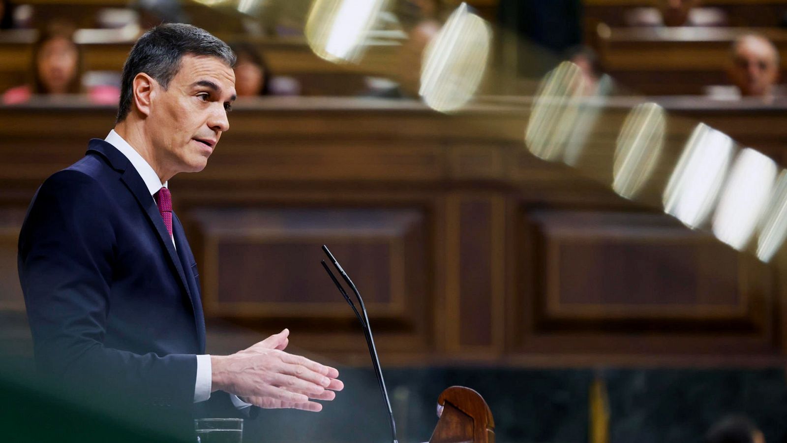 Sánchez da explicaciones en el Congreso sobre Palestina y su mujer