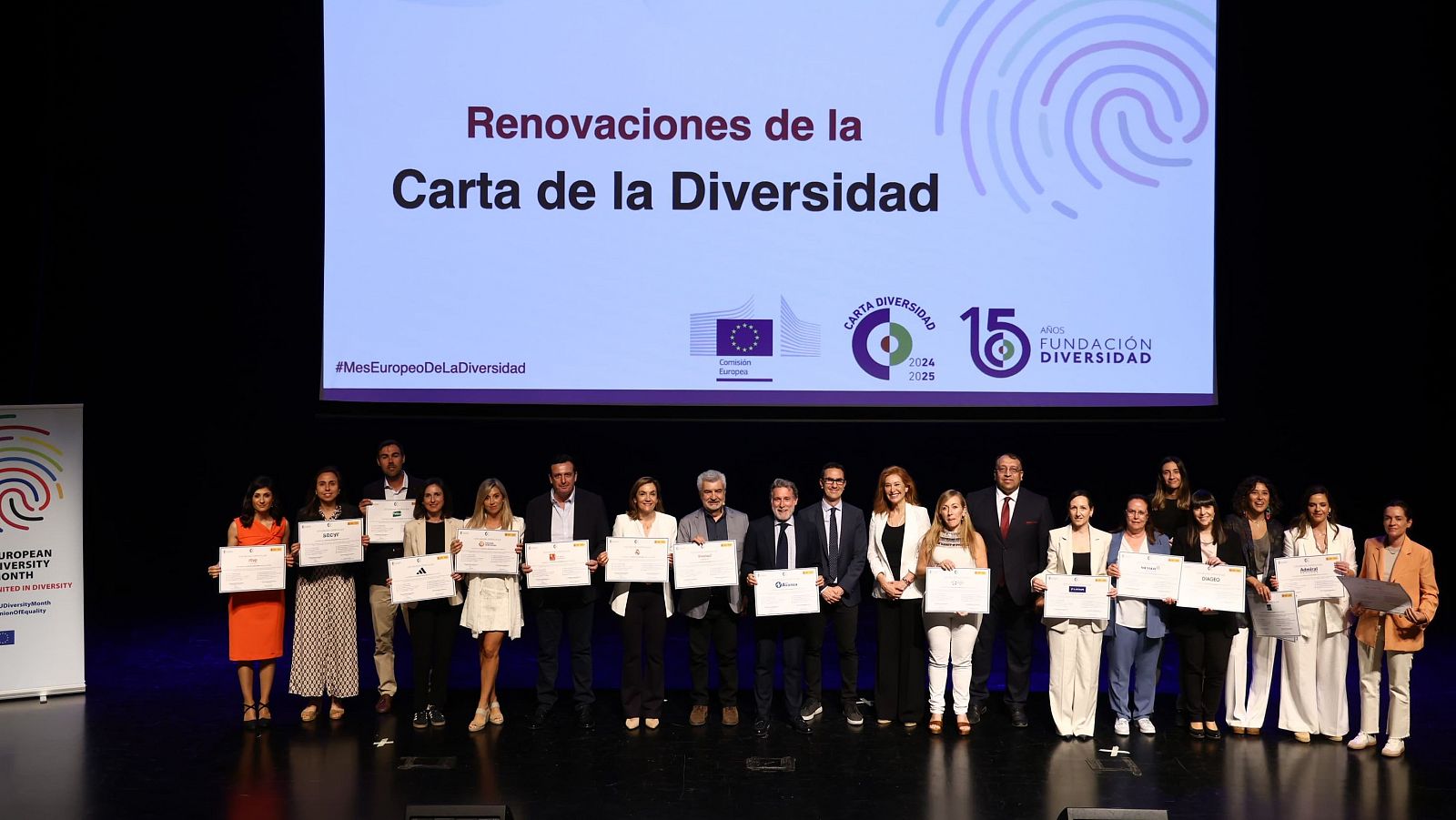 Acto de firma de la Carta de la Diversidad