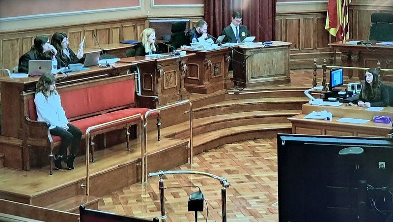 Juicio a Cristina Rivas, la mujer confesó matar a su hija Yaiza en Sant Joan Despí (Barcelona) para quien las acusaciones piden prisión permanente revisable.