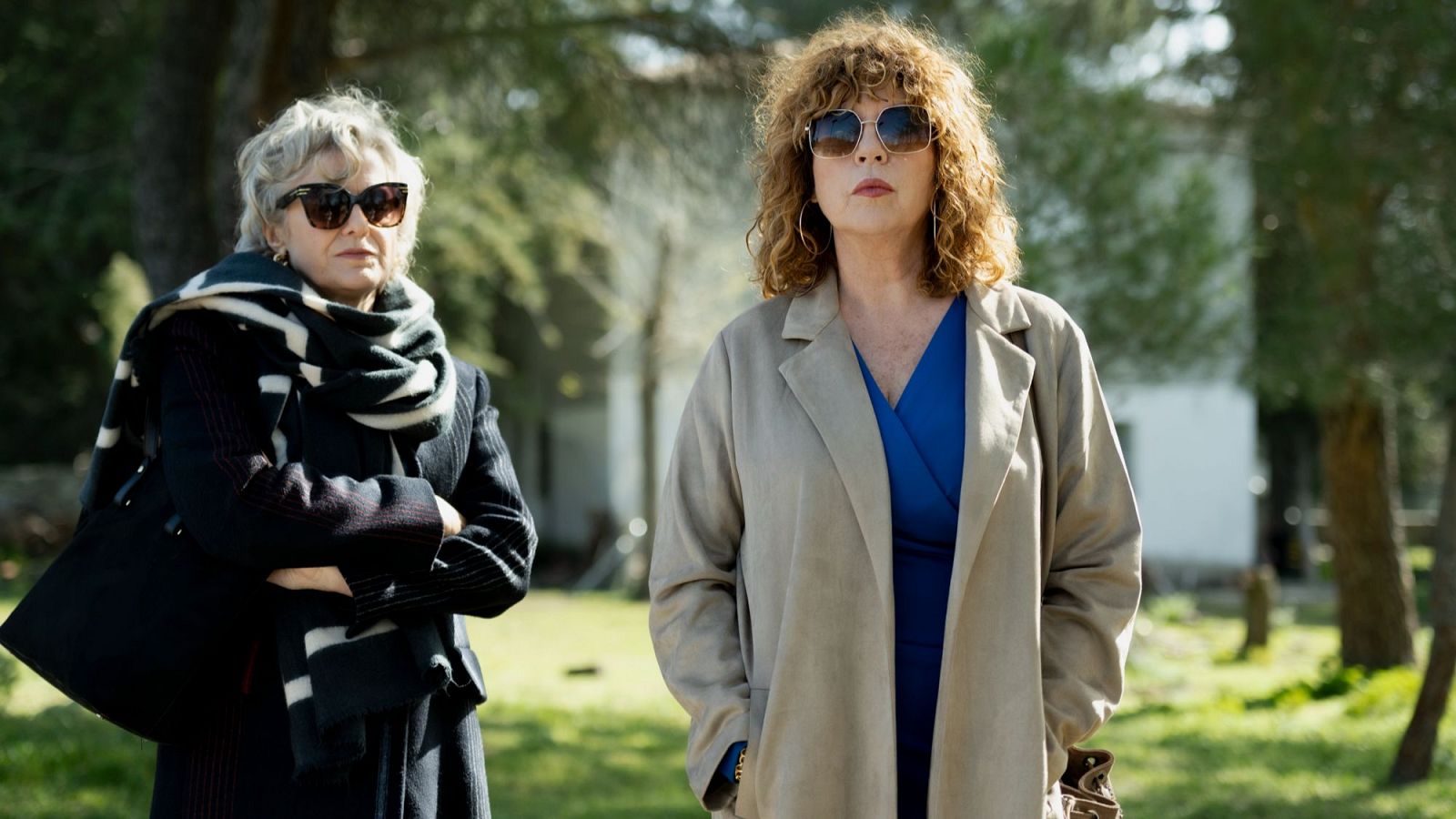 '4 estrellas' | La criada era la amante del padre de Rita y Blanca