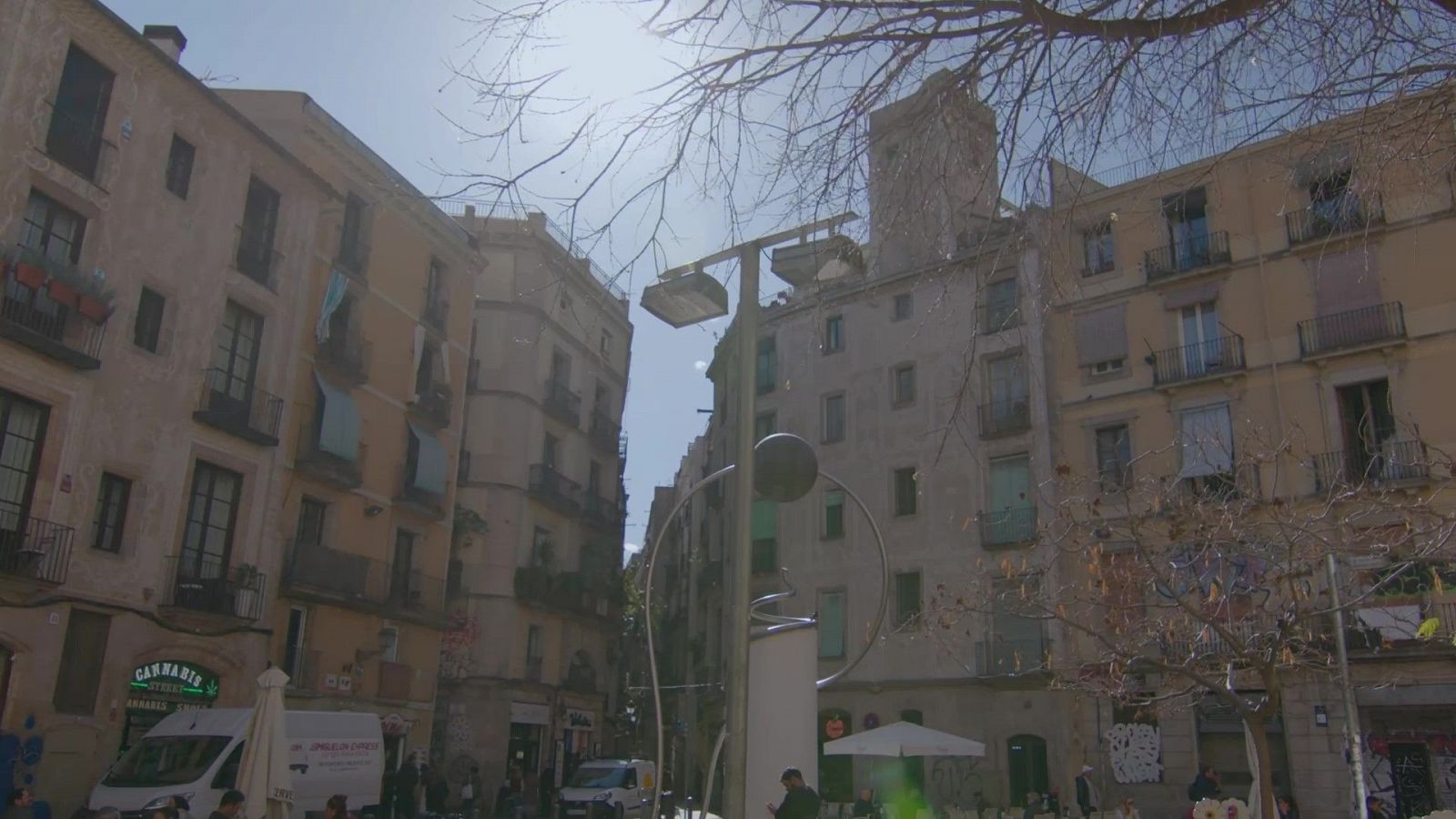 La plaça George Orwell: la més 'canalla' de Barcelona