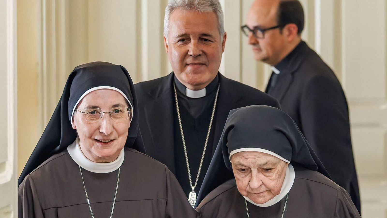 El Arzobispado toma el control de los conventos de clarisas que abandonaron la iglesia