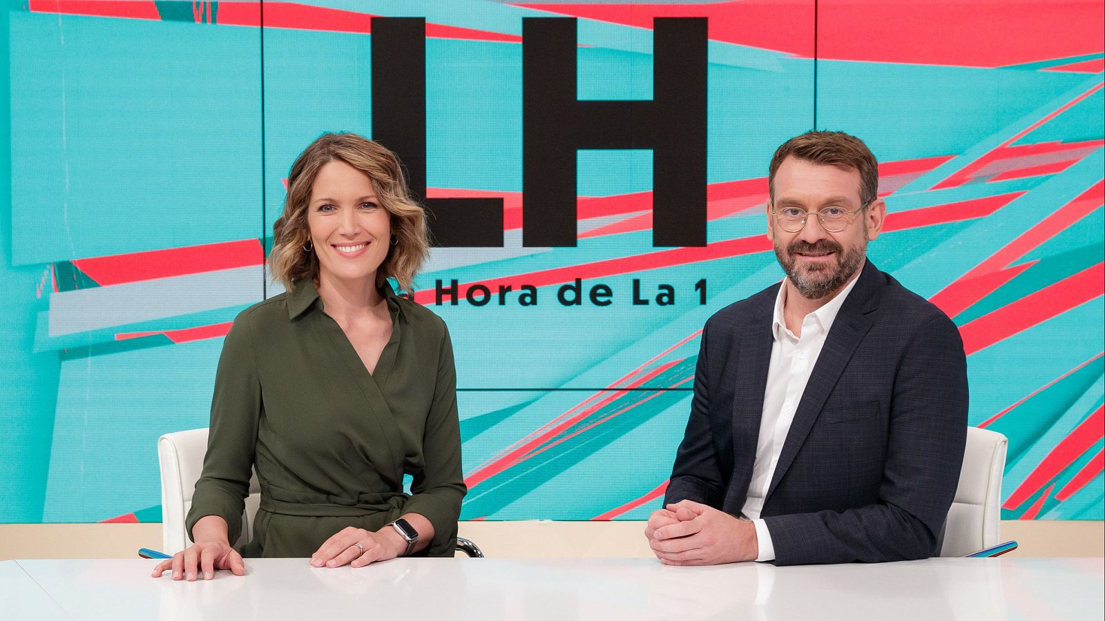 Silvia Intxaurrondo y Marc Sala presentan 'La Hora de La 1'