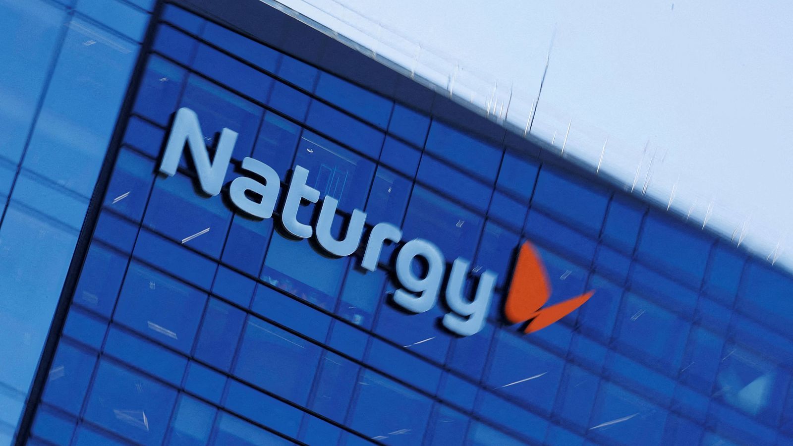 Naturgy se desploma en bolsa tras fracasar la negociación de opa entre CriteriaCaixa y Taqa