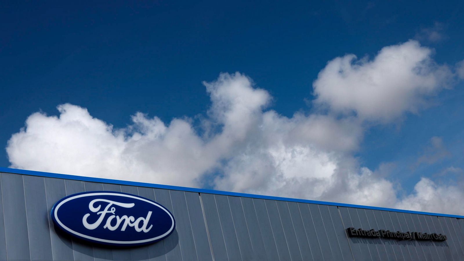 Ford plantea un ERE de 1.622  trabajadores en la fábrica de Almussafes